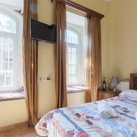Guest House Ketrin ティビリシ エクステリア 写真