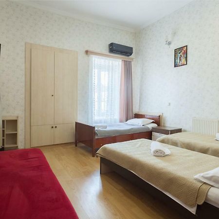 Guest House Ketrin ティビリシ エクステリア 写真