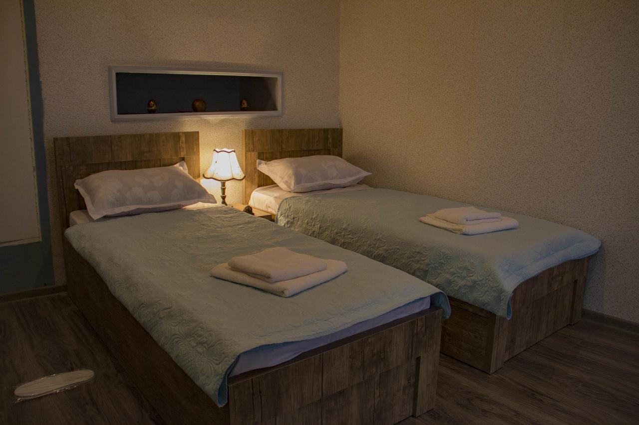 Guest House Ketrin ティビリシ エクステリア 写真