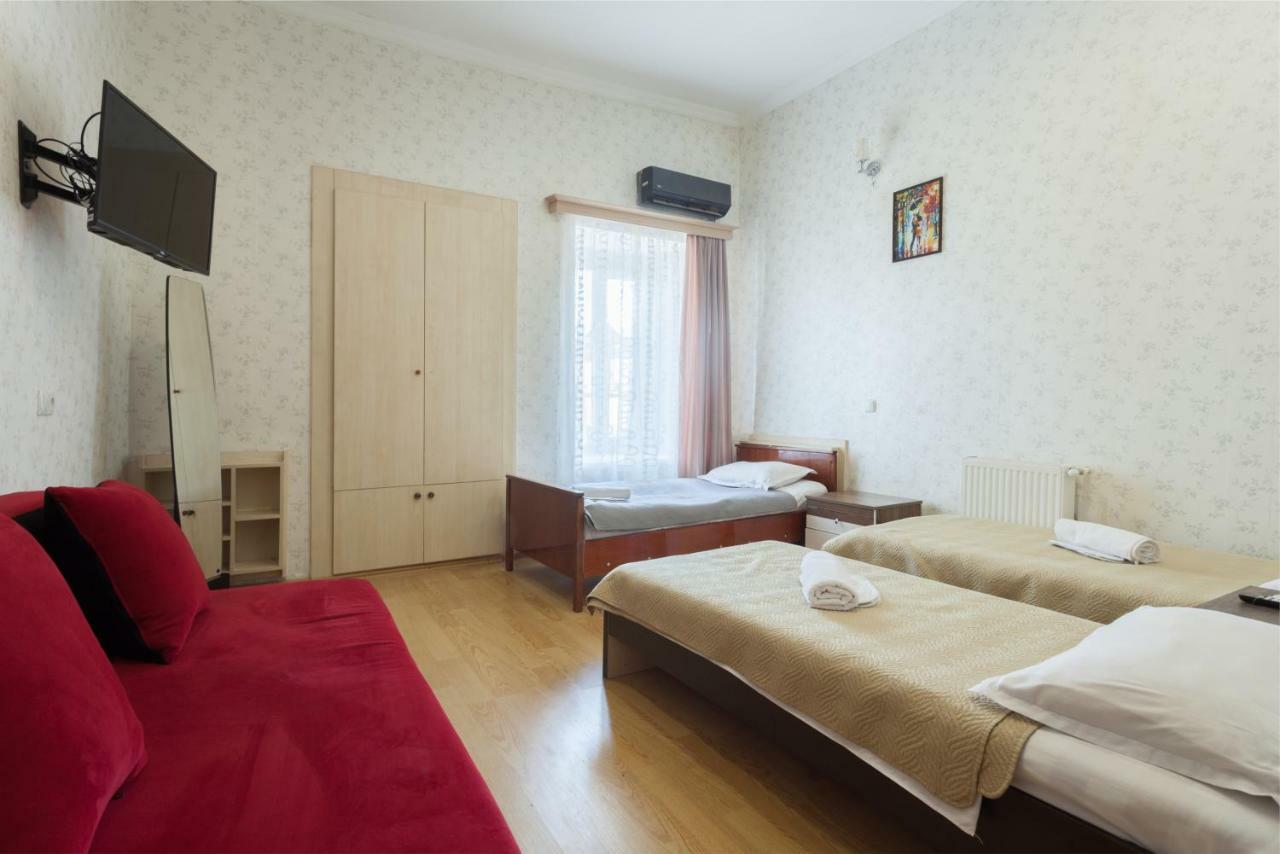 Guest House Ketrin ティビリシ エクステリア 写真